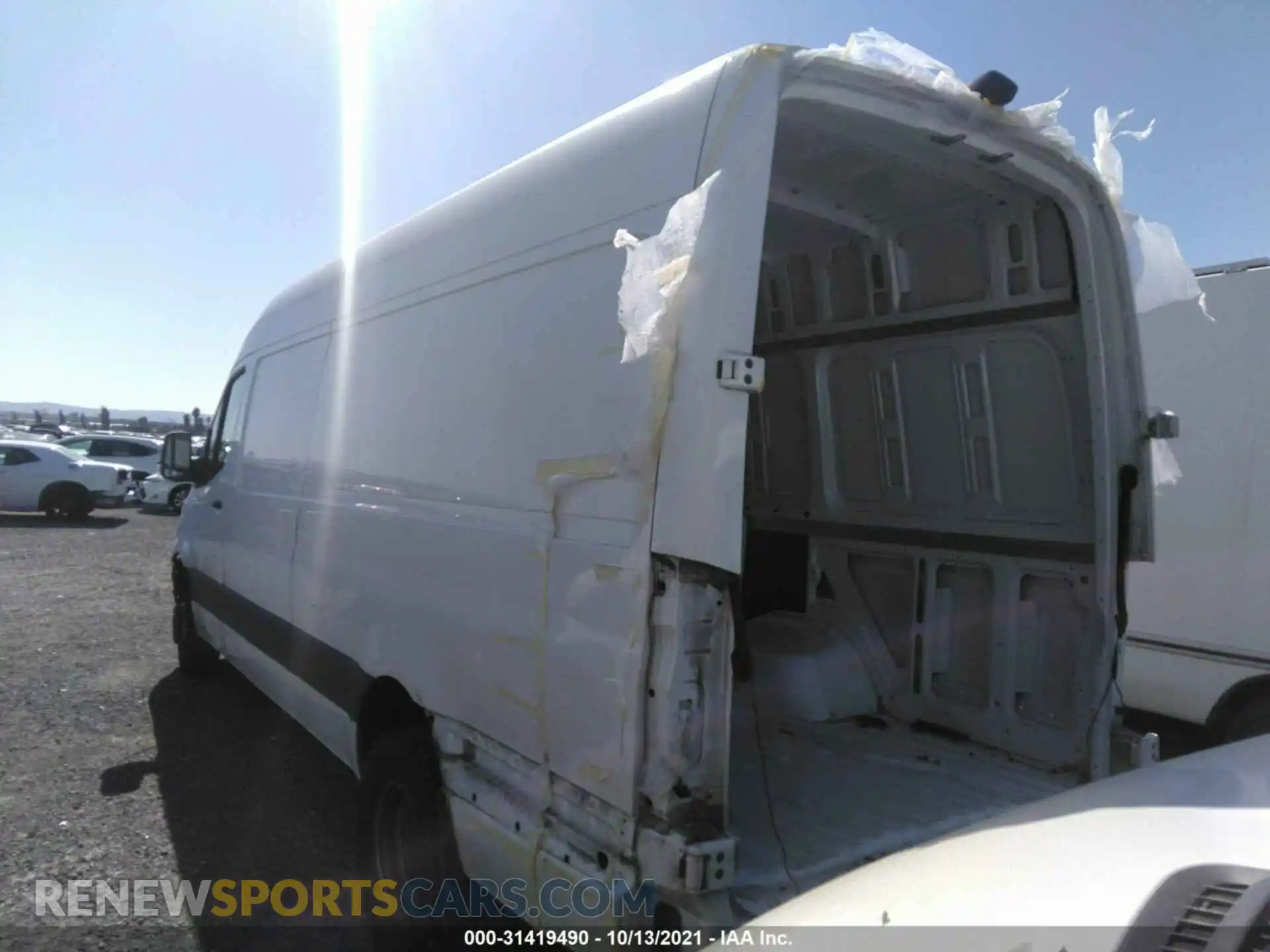 3 Photograph of a damaged car WD4PF4CD0KT000641 MERCEDES-BENZ SPRINTER VAN 2019