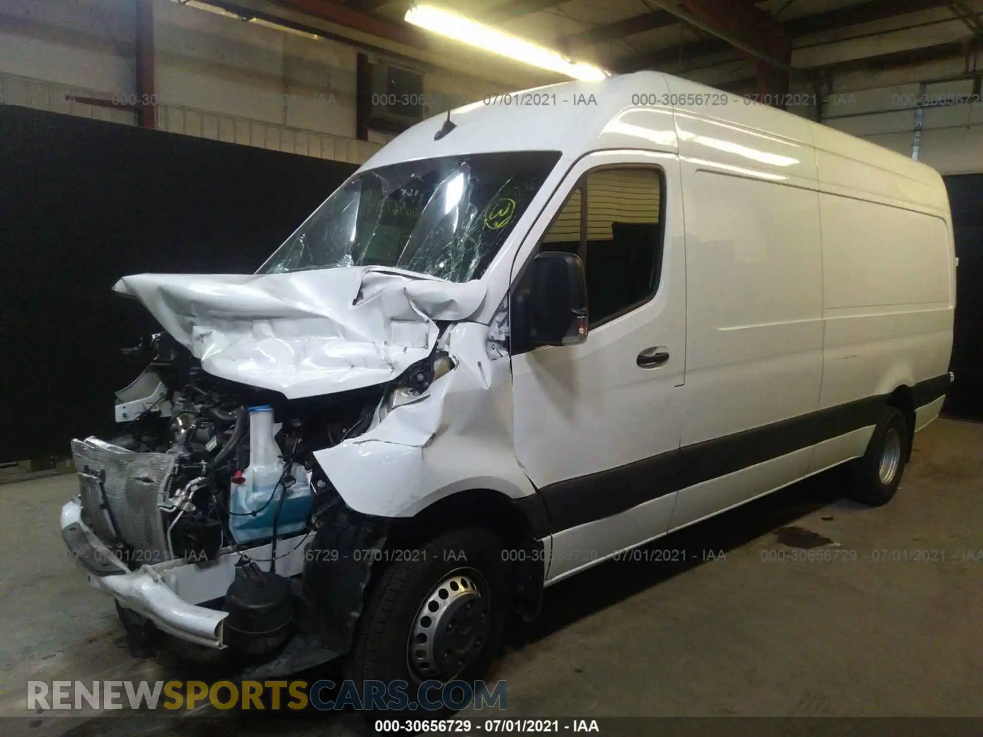 2 Фотография поврежденного автомобиля W1W8EC3Y4LP265110 MERCEDES-BENZ SPRINTER VAN 2020