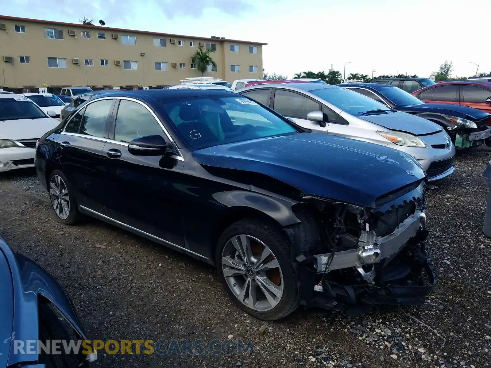 55SWF4JB0JU278804 MERCEDES-BENZ C CLASS 2018