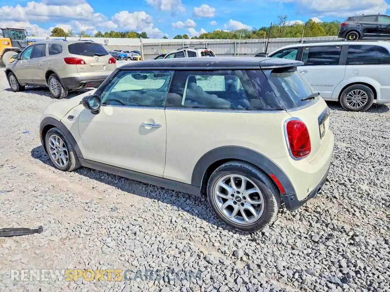 2 Photograph of a damaged car WMWXR3C01M2N55032 MINI COOPER 2021