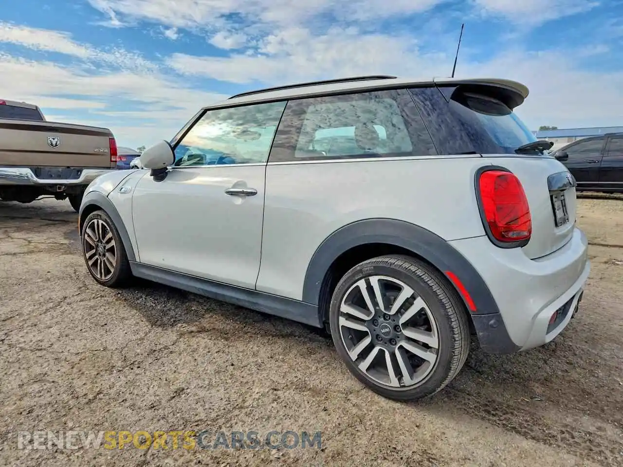 2 Photograph of a damaged car WMWXR5C0XM2N54974 MINI COOPER 2021