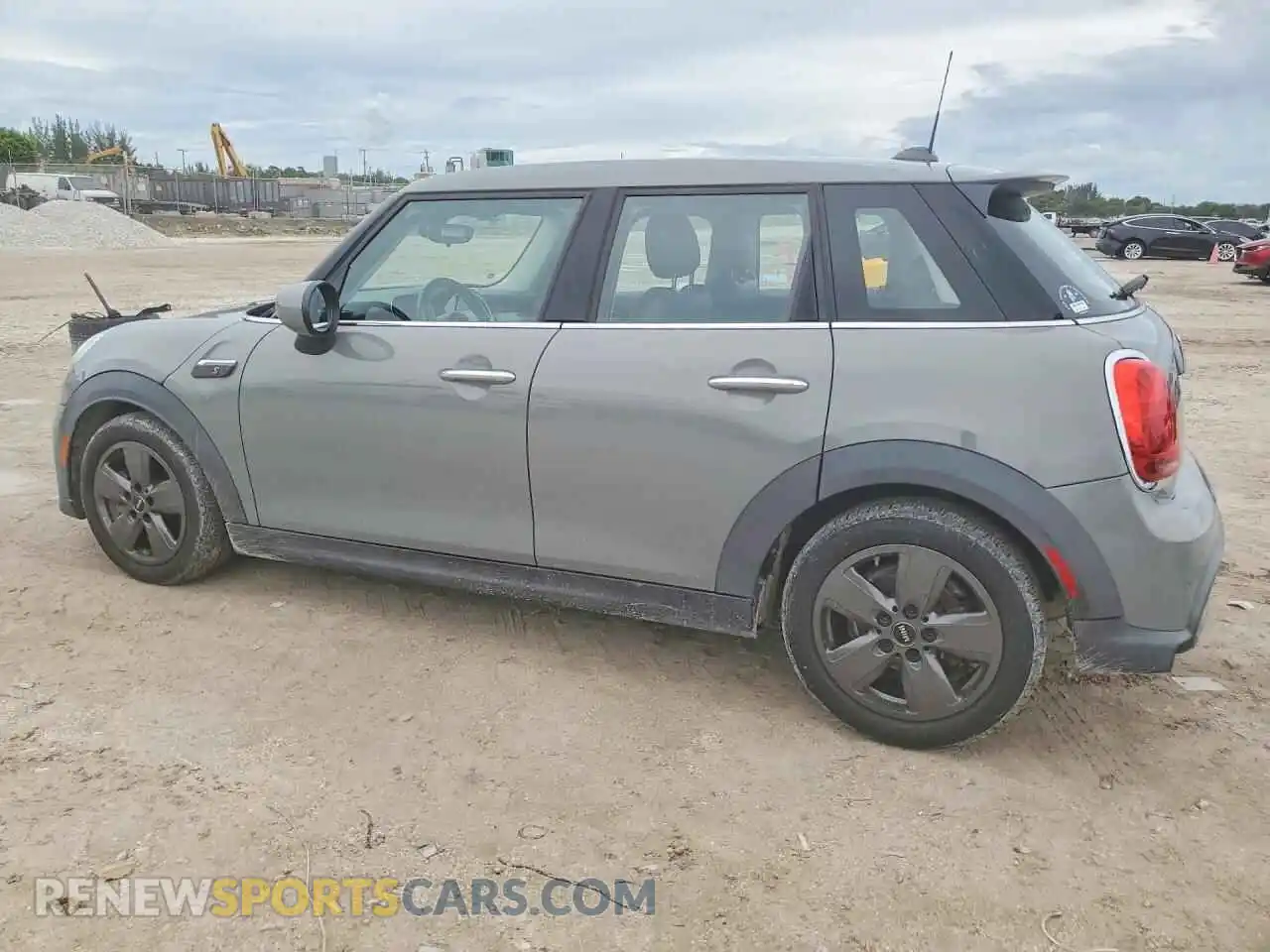 2 Photograph of a damaged car WMW53DK0XN2R86485 MINI COOPER 2022