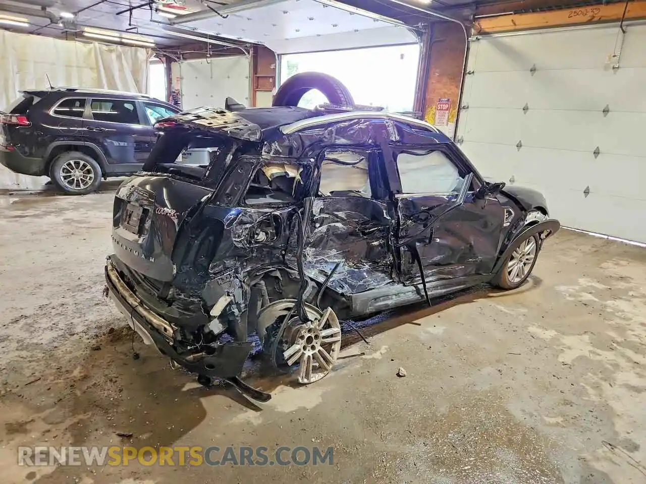3 Photograph of a damaged car WMZ83BR05P3P71975 MINI COOPER 2023