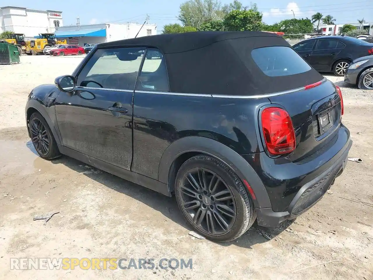 2 Photograph of a damaged car WMW43DL03R3R68081 MINI COOPER 2024