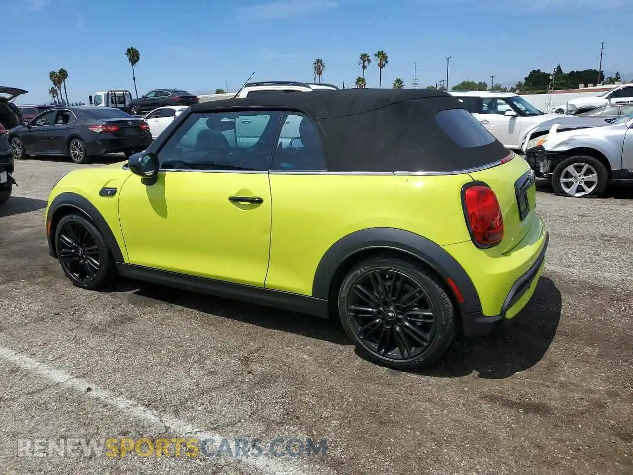 2 Фотография поврежденного автомобиля WMW43DL04R3R81096 MINI COOPER 2024