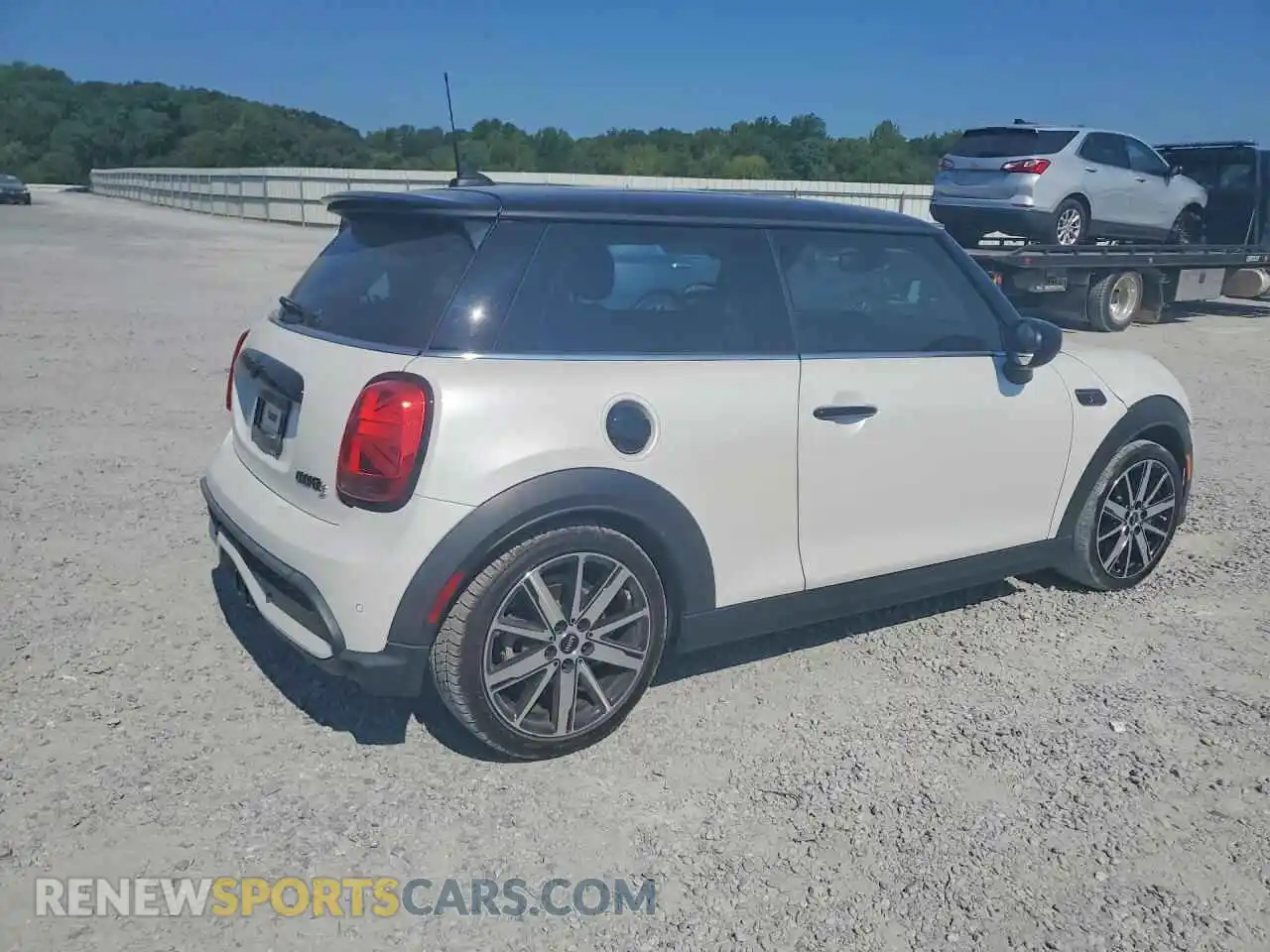 3 Photograph of a damaged car WMW53DH08R2V94490 MINI COOPER 2024