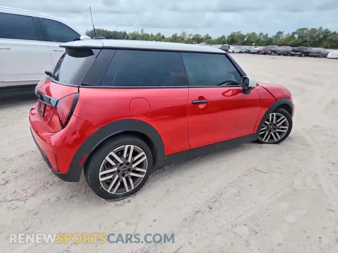 3 fotografías del automóvil dañado WMW13GD07S2W34652 MINI COOPER 2025