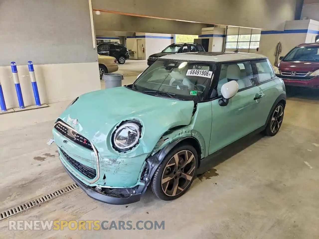 1 Photograph of a damaged car WMW23GD01S2W11744 MINI COOPER 2025
