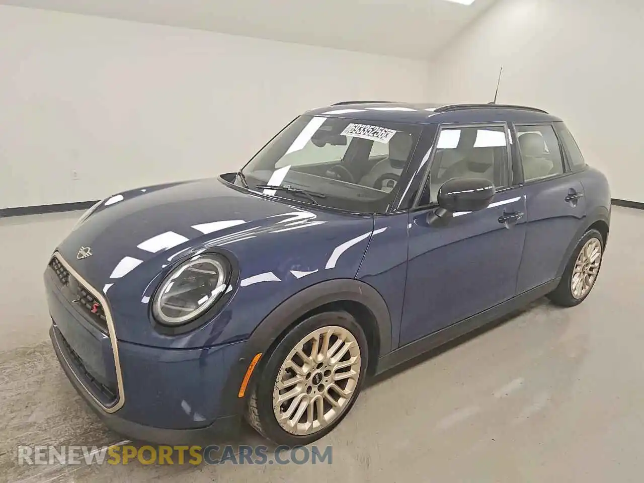1 Photograph of a damaged car WMW53GD09T2Y07932 MINI COOPER 2026