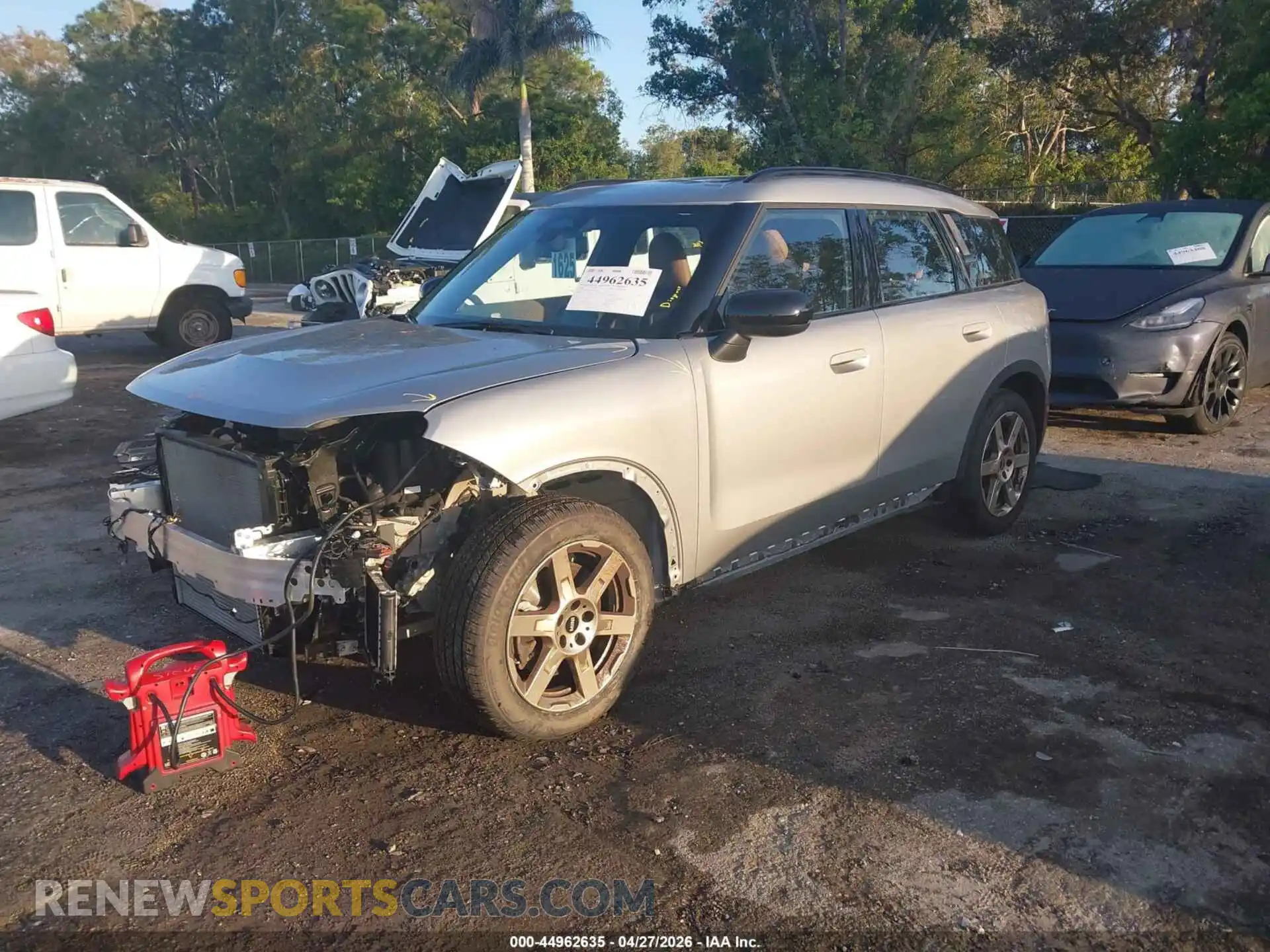2 Photograph of a damaged car WMZ23GA08S7P84364 MINI COUNTRYMAN 2025
