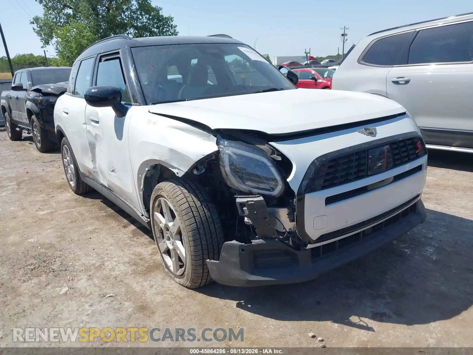 1 Фотография поврежденного автомобиля WMZ23GA06T7V30881 MINI COUNTRYMAN 2026