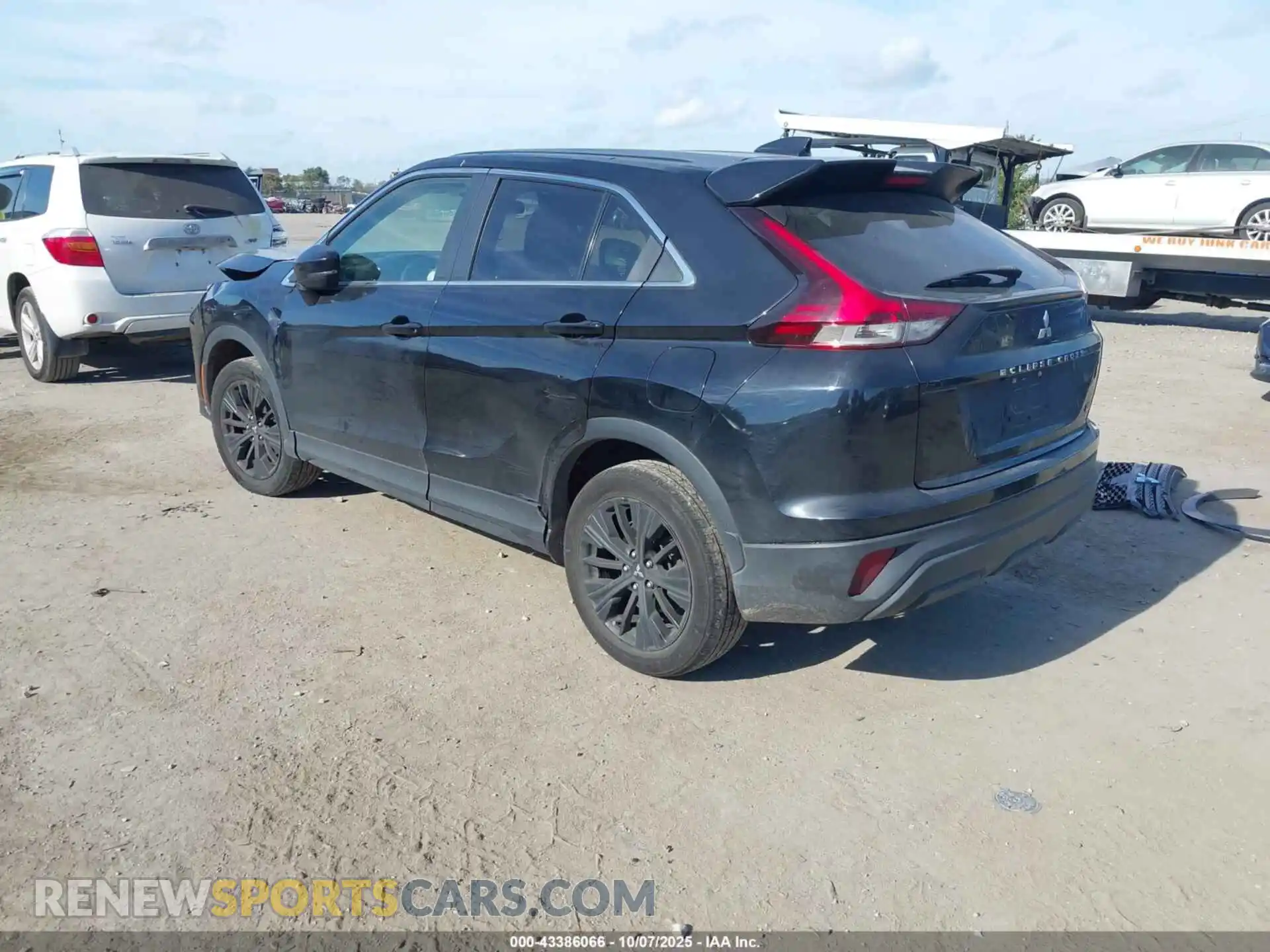 3 Photograph of a damaged car JA4ATVAA5NZ055363 MITSUBISHI ECLIPSE CROSS 2022