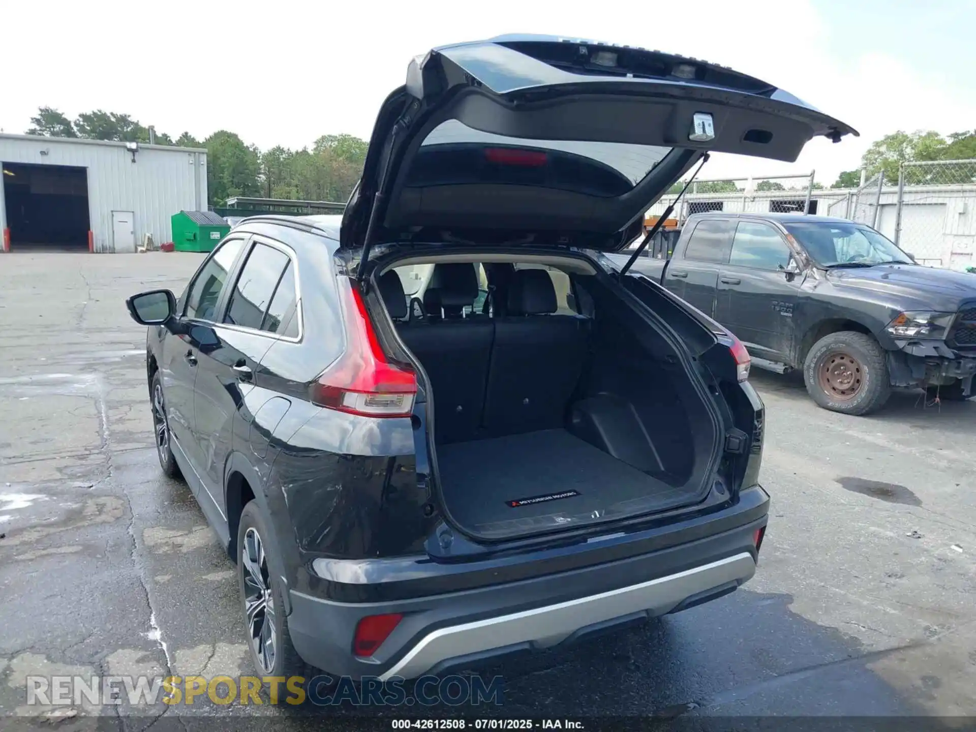 3 Photograph of a damaged car JA4ATWAA0NZ003015 MITSUBISHI ECLIPSE CROSS 2022