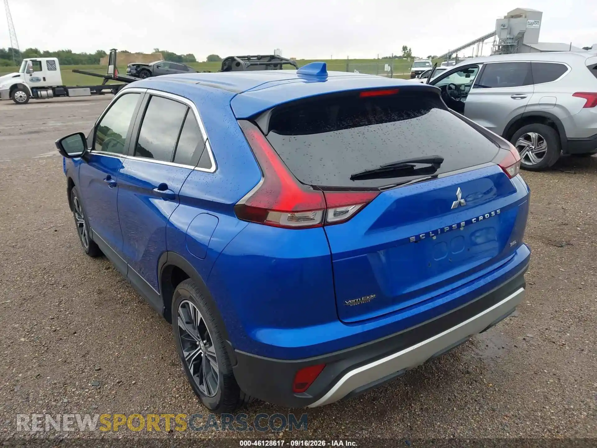 3 Photograph of a damaged car JA4ATWAA0NZ047564 MITSUBISHI ECLIPSE CROSS 2022