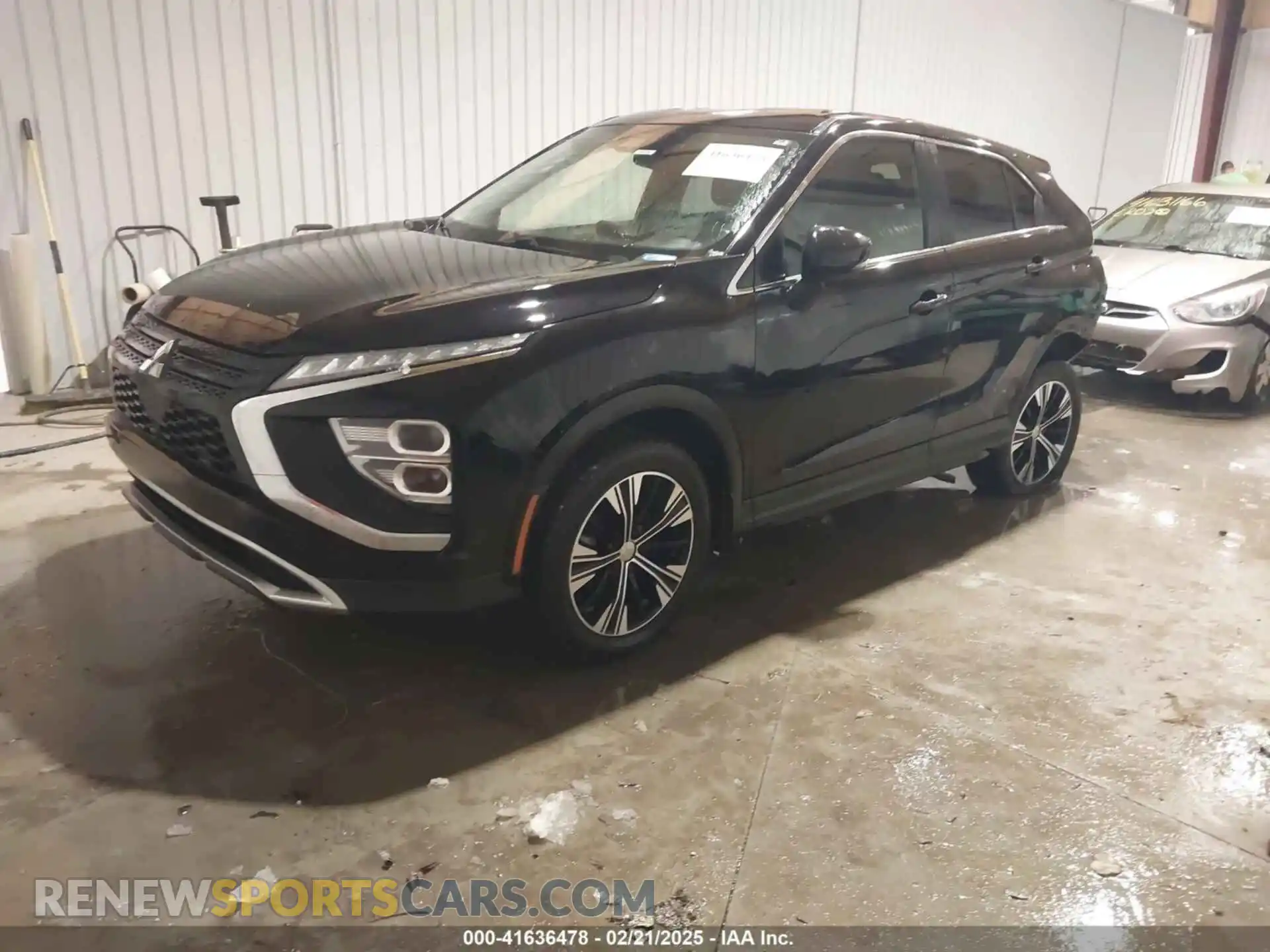 2 Photograph of a damaged car JA4ATWAA3NZ057229 MITSUBISHI ECLIPSE CROSS 2022