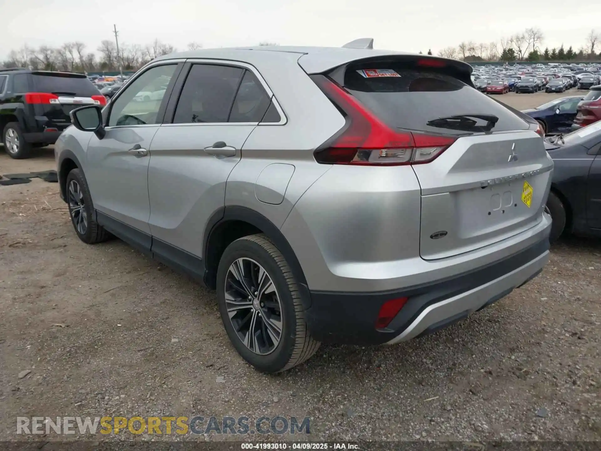 3 Photograph of a damaged car JA4ATWAA7NZ001388 MITSUBISHI ECLIPSE CROSS 2022