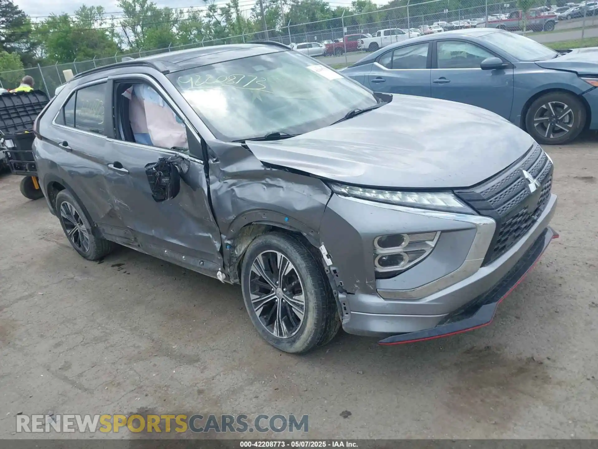 1 Photograph of a damaged car JA4ATWAA8NZ004476 MITSUBISHI ECLIPSE CROSS 2022