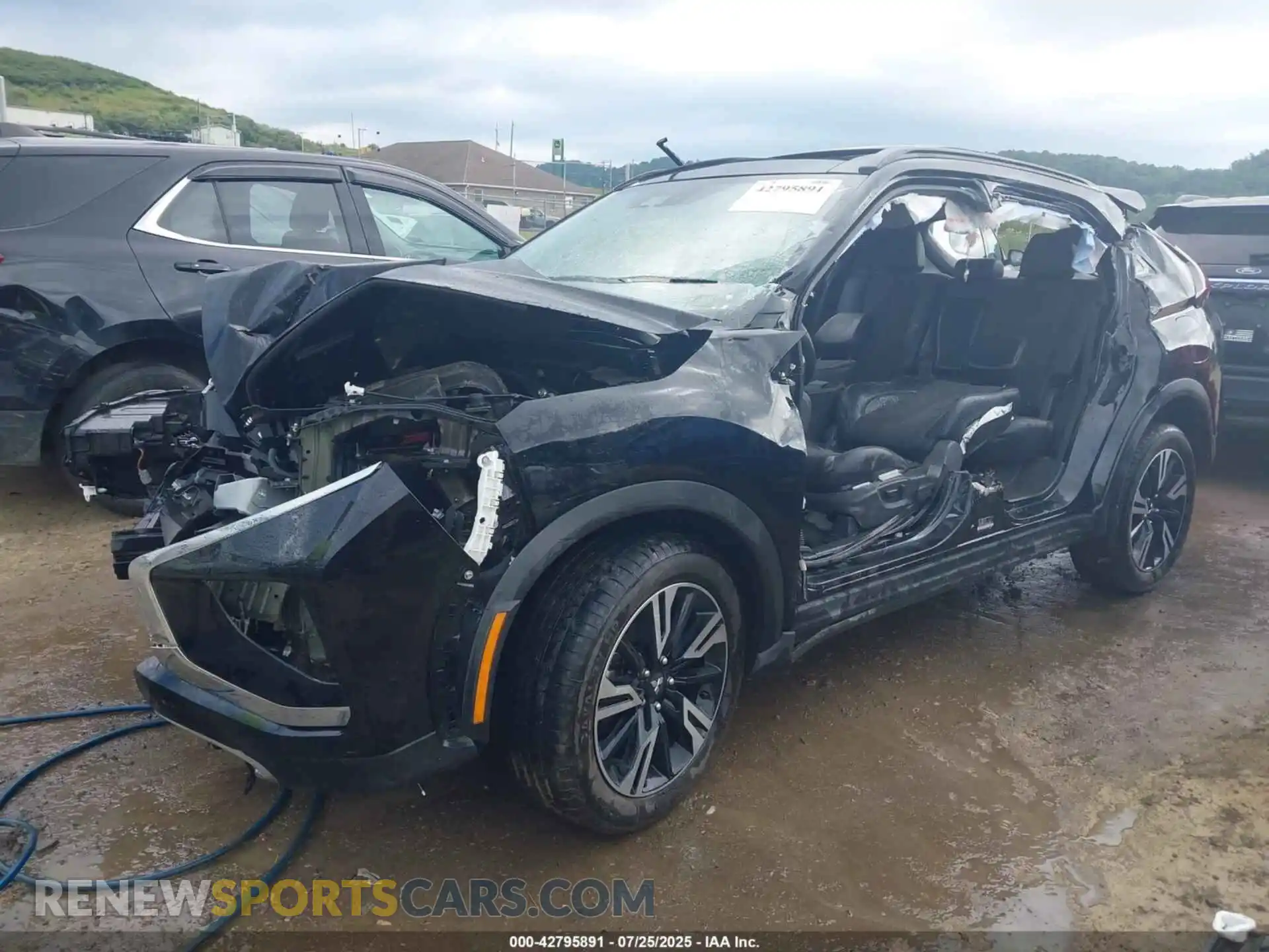 2 Photograph of a damaged car JA4ATWAA1PZ041730 MITSUBISHI ECLIPSE CROSS 2023
