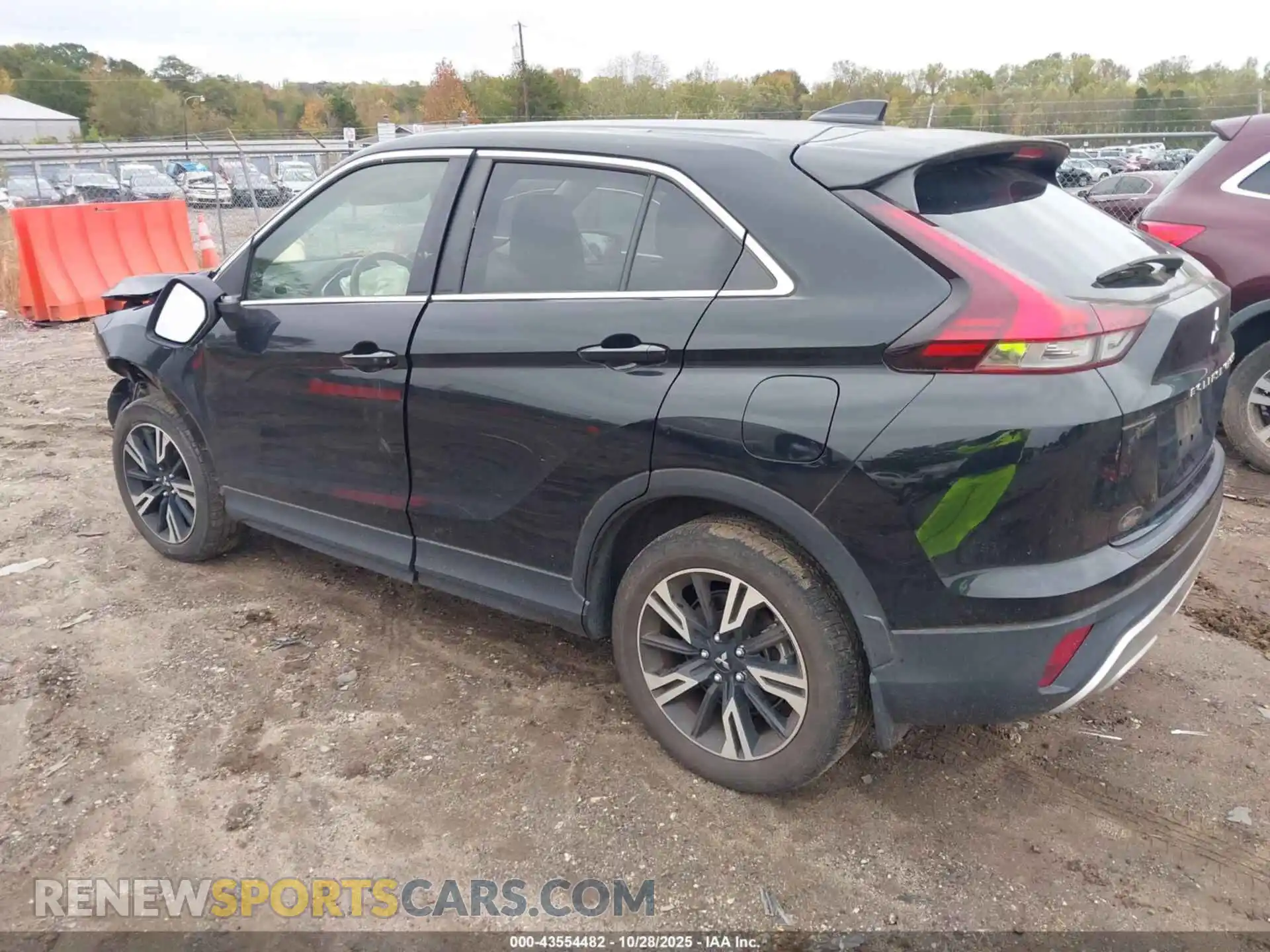 3 Photograph of a damaged car JA4ATWAA7PZ035754 MITSUBISHI ECLIPSE CROSS 2023