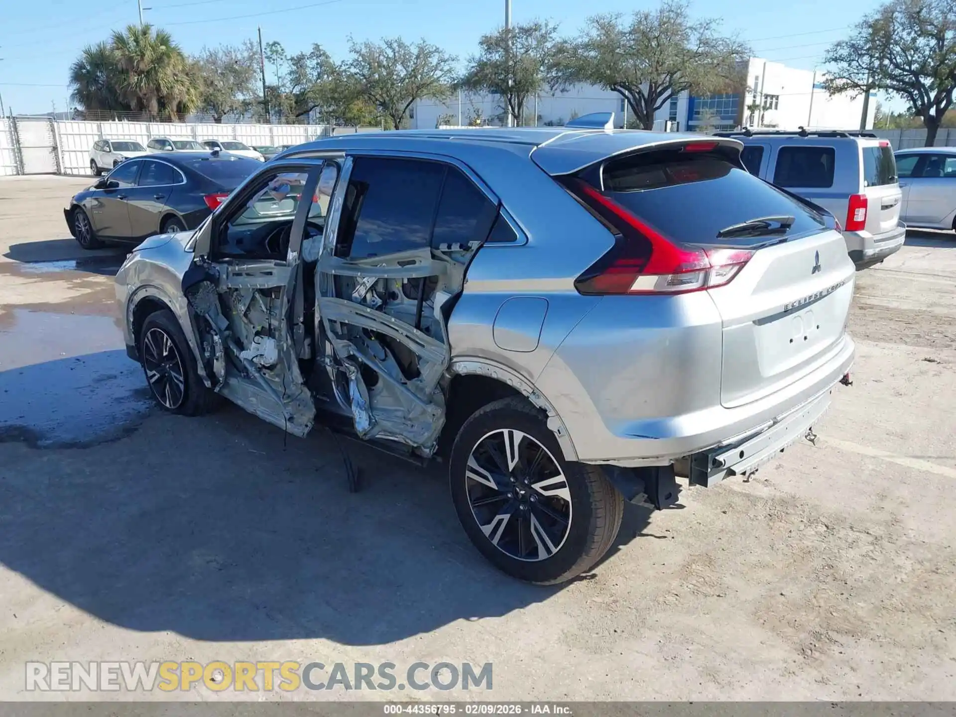 3 Photograph of a damaged car JA4ATWAA7RZ034218 MITSUBISHI ECLIPSE CROSS 2024