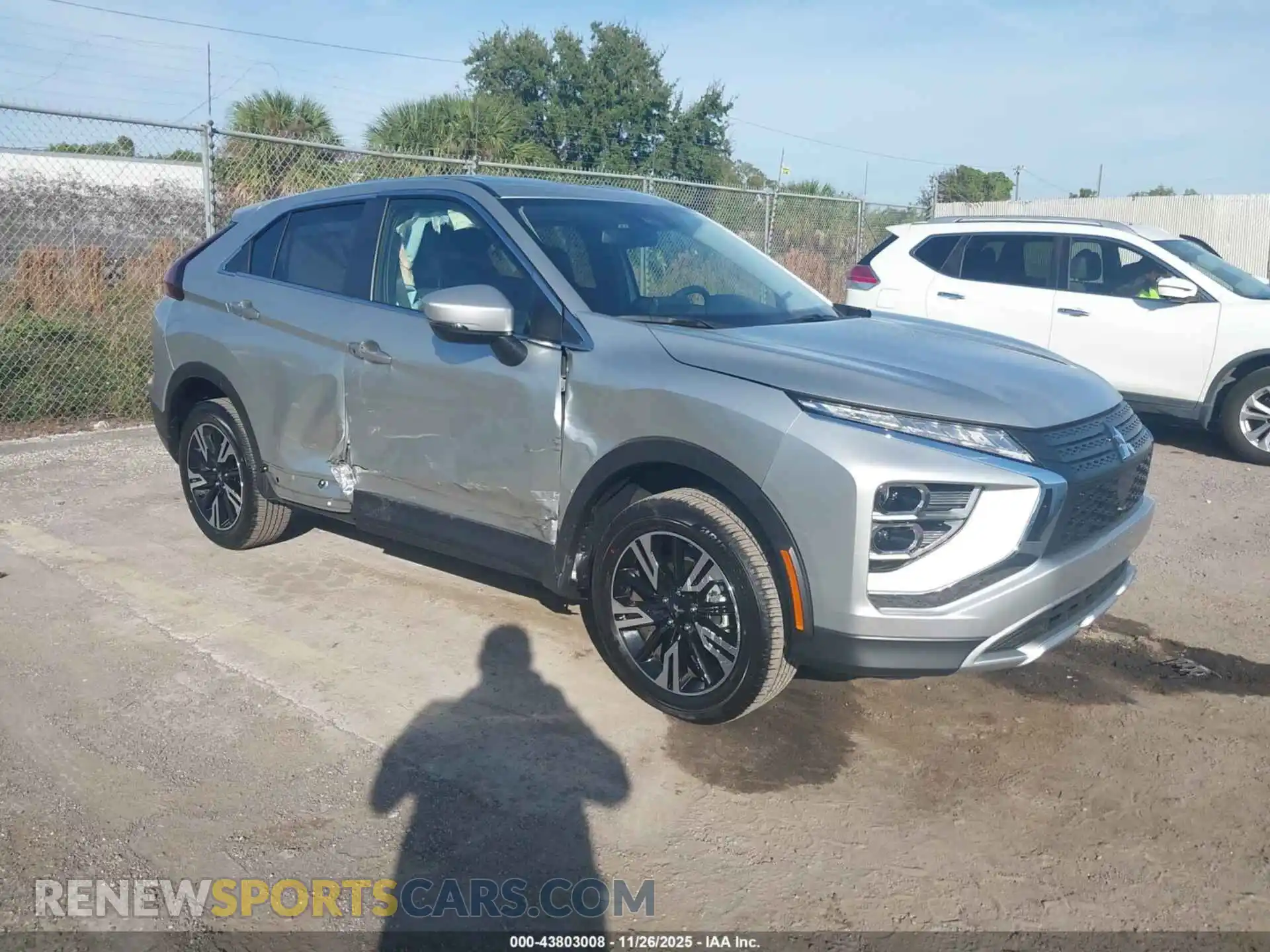 1 Фотография поврежденного автомобиля JA4ATWAA5SZ047202 MITSUBISHI ECLIPSE CROSS 2025