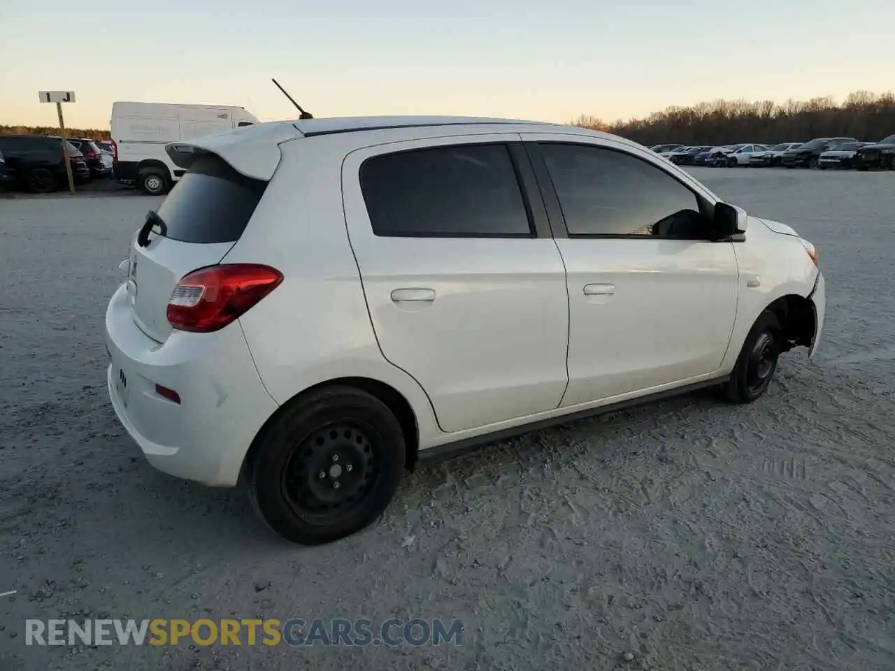 3 fotografías del automóvil dañado ML32A3HJ9LH010748 MITSUBISHI MIRAGE 2020