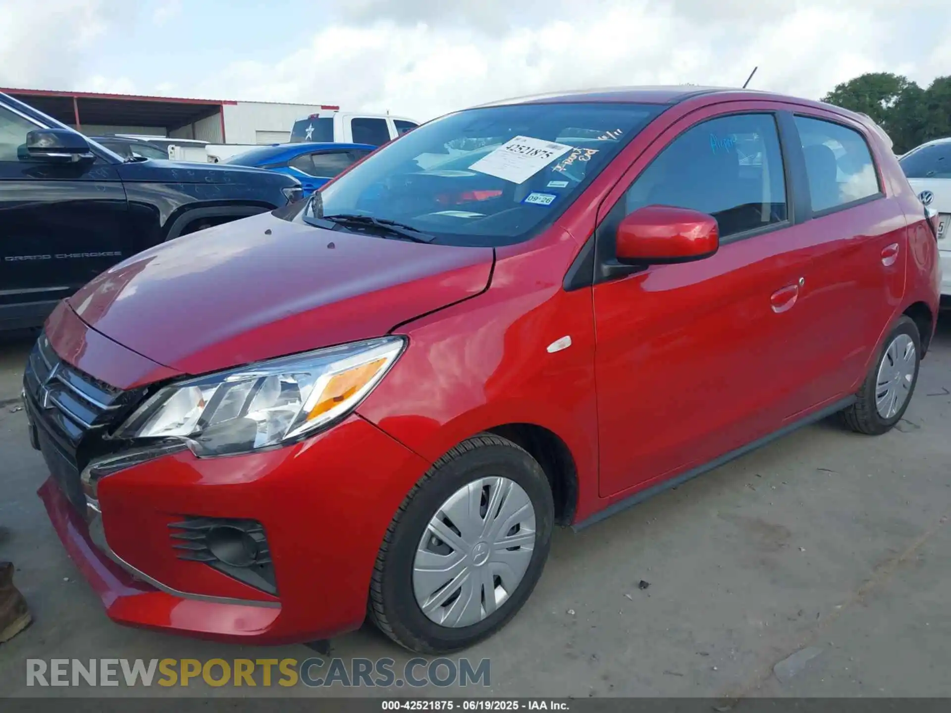 2 fotografías del automóvil dañado ML32AUHJ7RH020287 MITSUBISHI MIRAGE 2024
