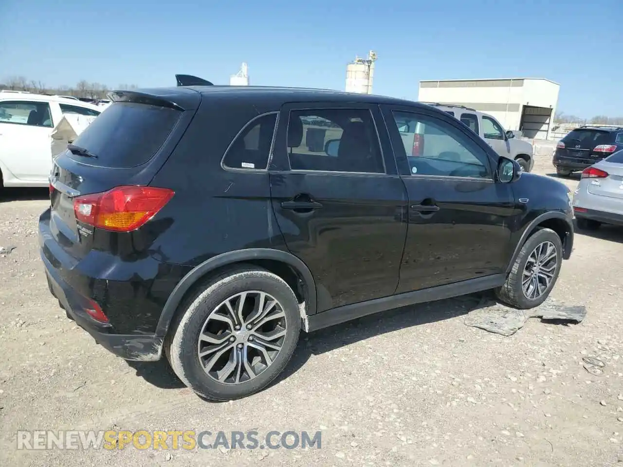 3 Photograph of a damaged car JA4AP3AU7KU006810 MITSUBISHI OUTLANDER 2019