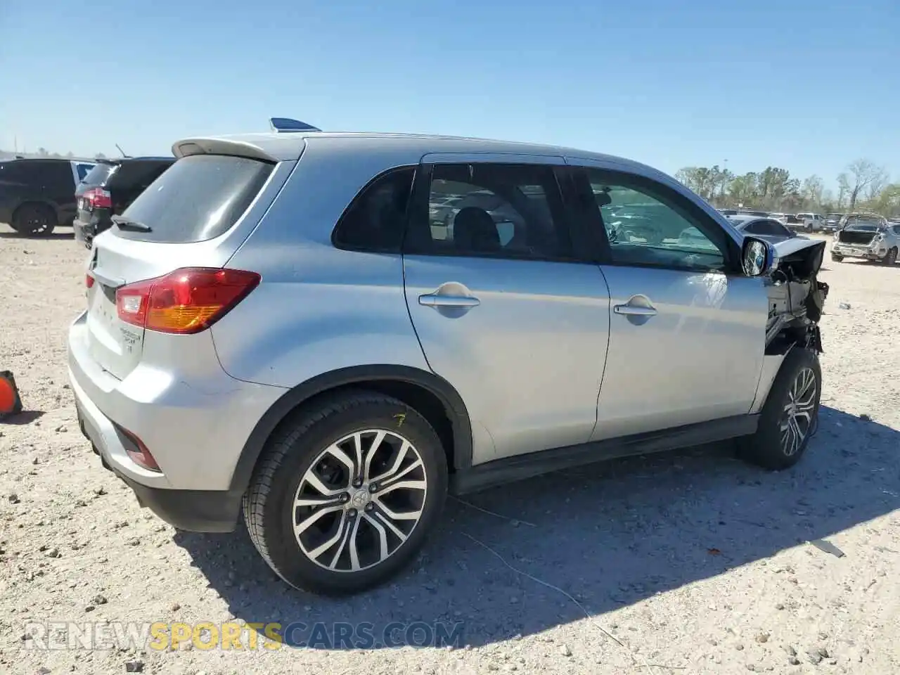 3 Photograph of a damaged car JA4AP4AU6KU022258 MITSUBISHI OUTLANDER 2019