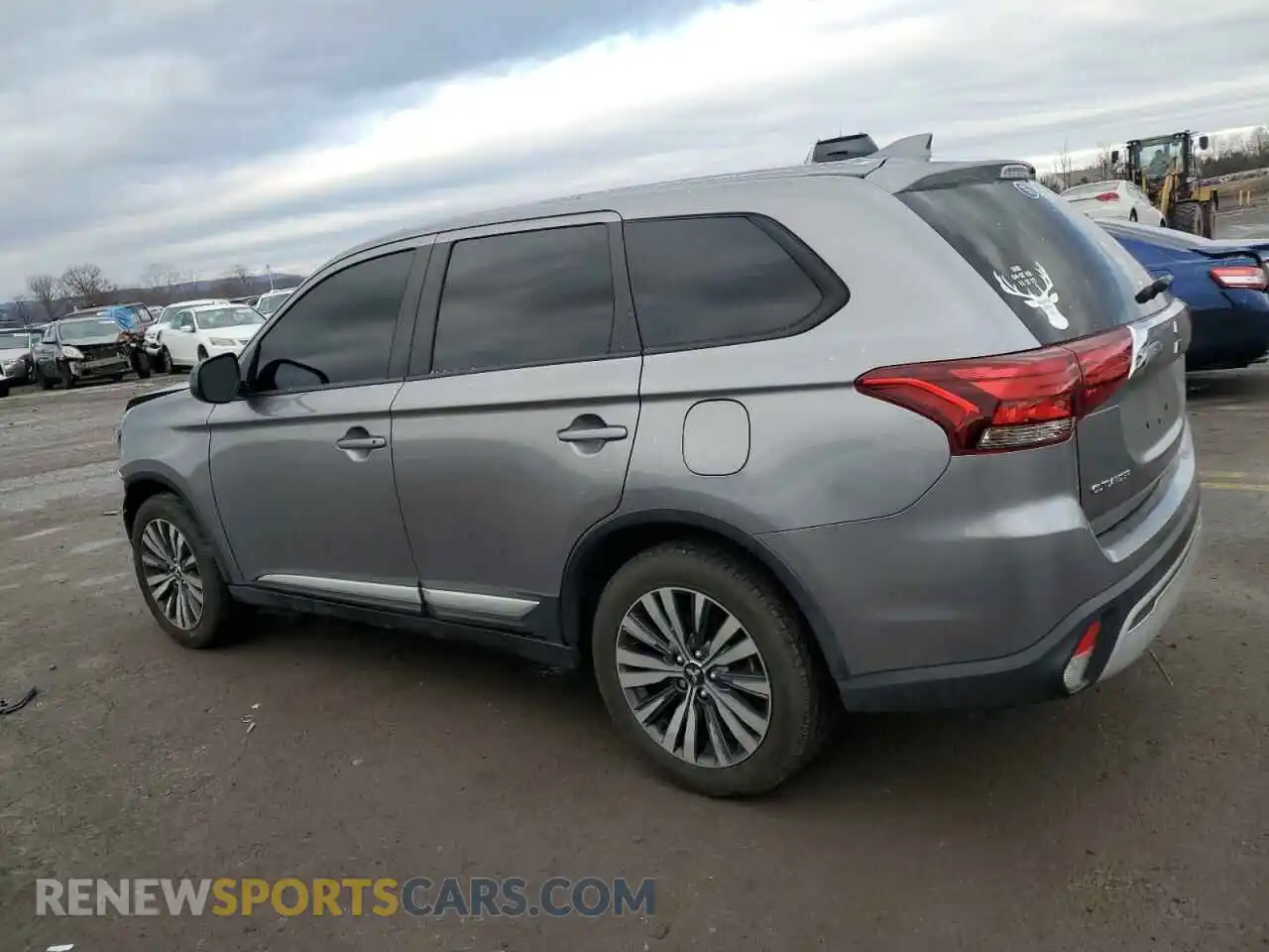2 Photograph of a damaged car JA4AD2A32LZ044959 MITSUBISHI OUTLANDER 2020