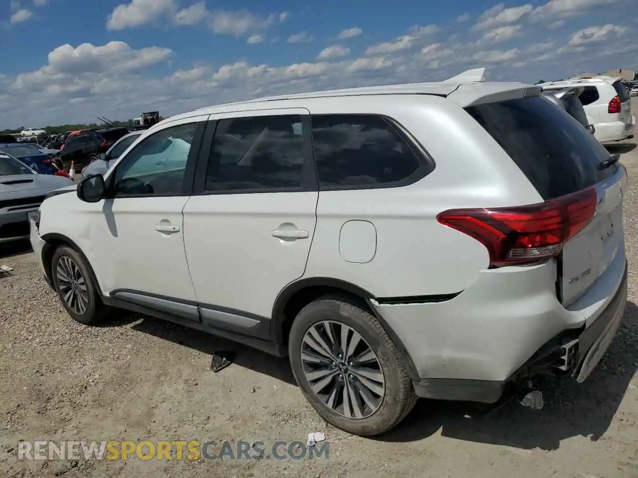 2 Photograph of a damaged car JA4AD2A39LZ048751 MITSUBISHI OUTLANDER 2020