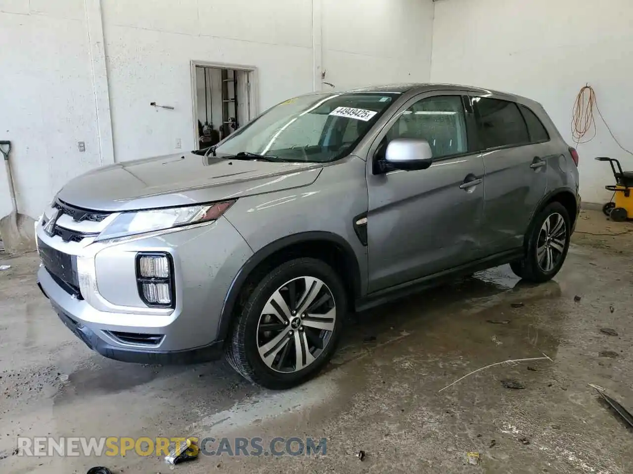 1 Photograph of a damaged car JA4AP3AU2LU022169 MITSUBISHI OUTLANDER 2020