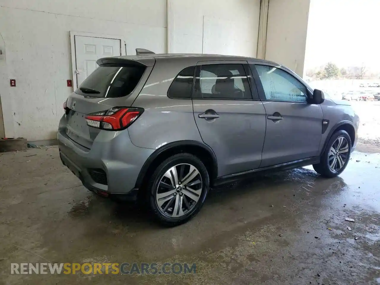 3 Photograph of a damaged car JA4AP3AU2LU022169 MITSUBISHI OUTLANDER 2020