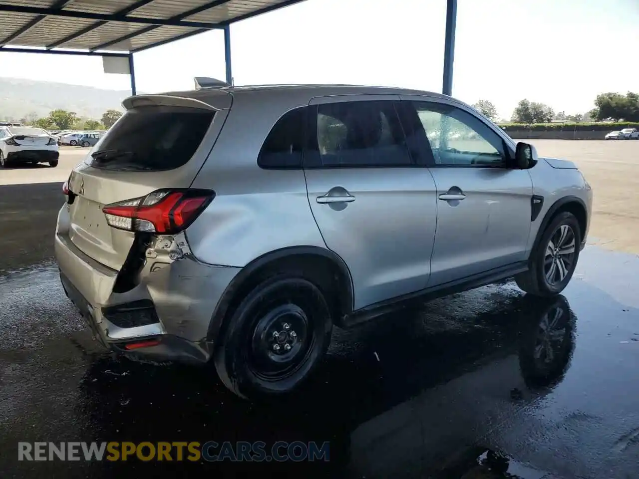 3 Photograph of a damaged car JA4AP3AU3LU026604 MITSUBISHI OUTLANDER 2020
