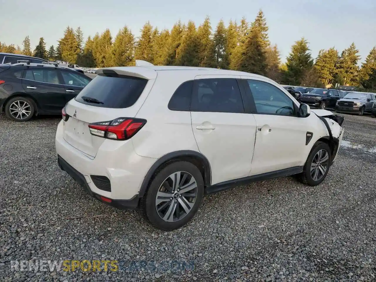 3 Photograph of a damaged car JA4AP3AU9LU022279 MITSUBISHI OUTLANDER 2020