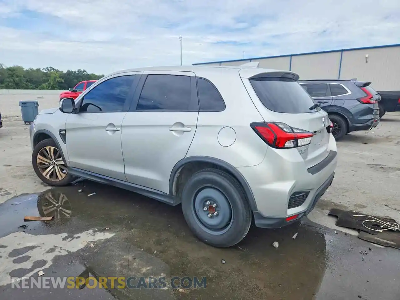 2 Photograph of a damaged car JA4APUAU0MU027278 MITSUBISHI OUTLANDER 2021
