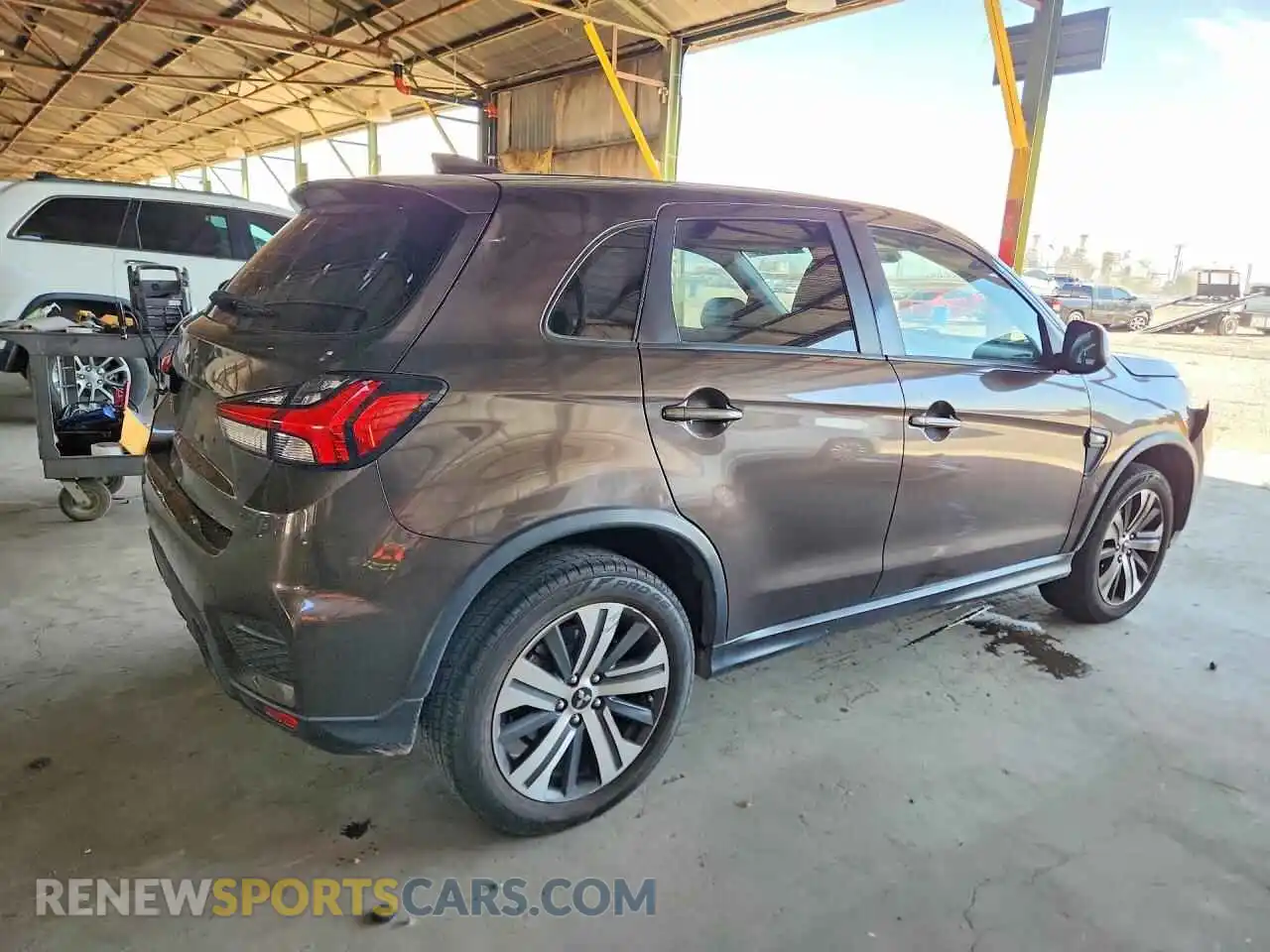 3 Photograph of a damaged car JA4APUAU1MU011106 MITSUBISHI OUTLANDER 2021