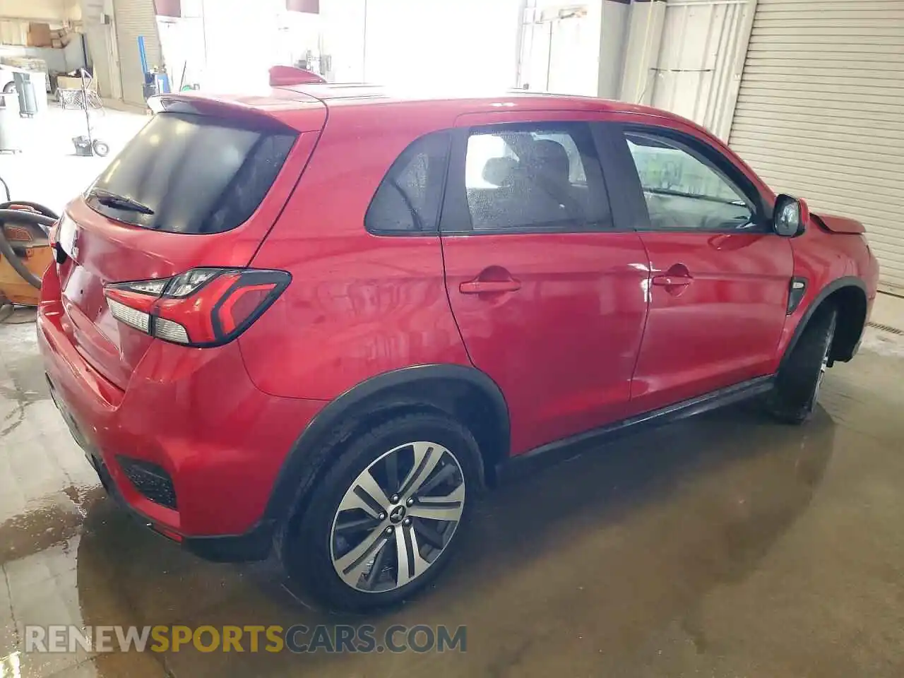 3 fotografías del automóvil dañado JA4APUAU2MU036659 MITSUBISHI OUTLANDER 2021
