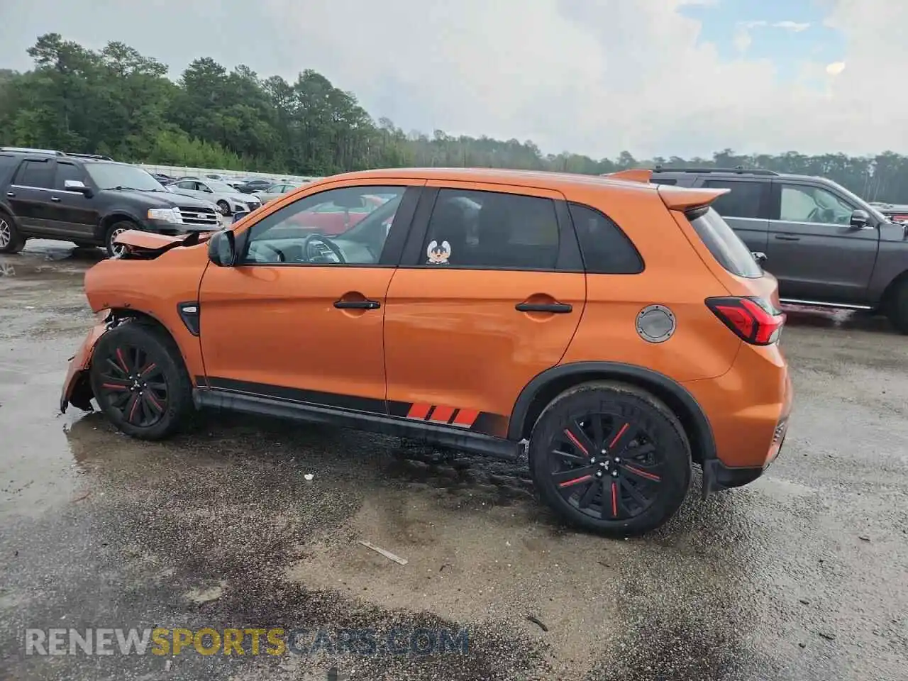 2 Photograph of a damaged car JA4APUAU3MU020602 MITSUBISHI OUTLANDER 2021