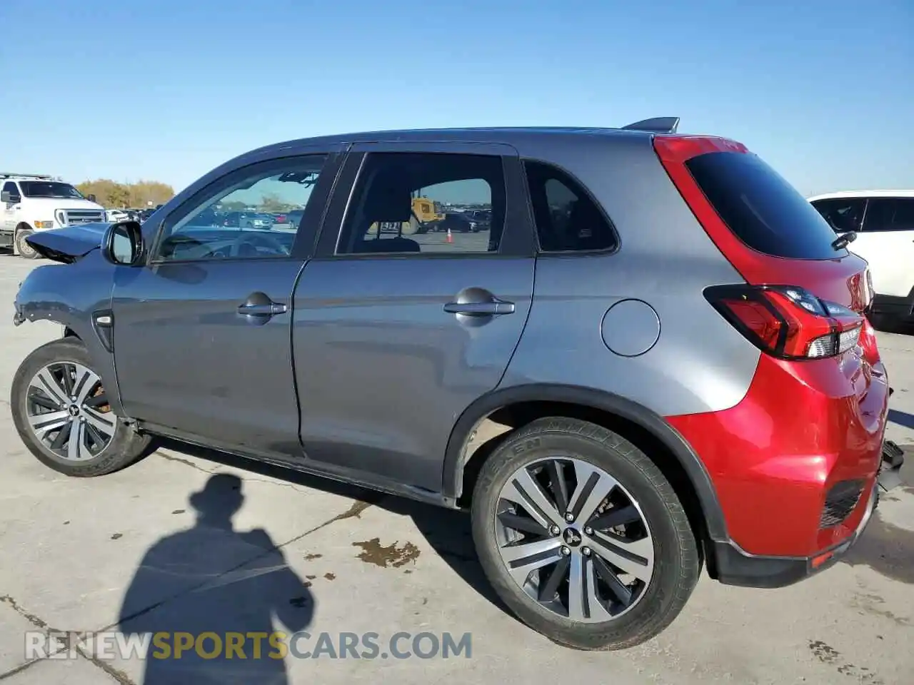 2 Фотография поврежденного автомобиля JA4APUAU3MU035195 MITSUBISHI OUTLANDER 2021