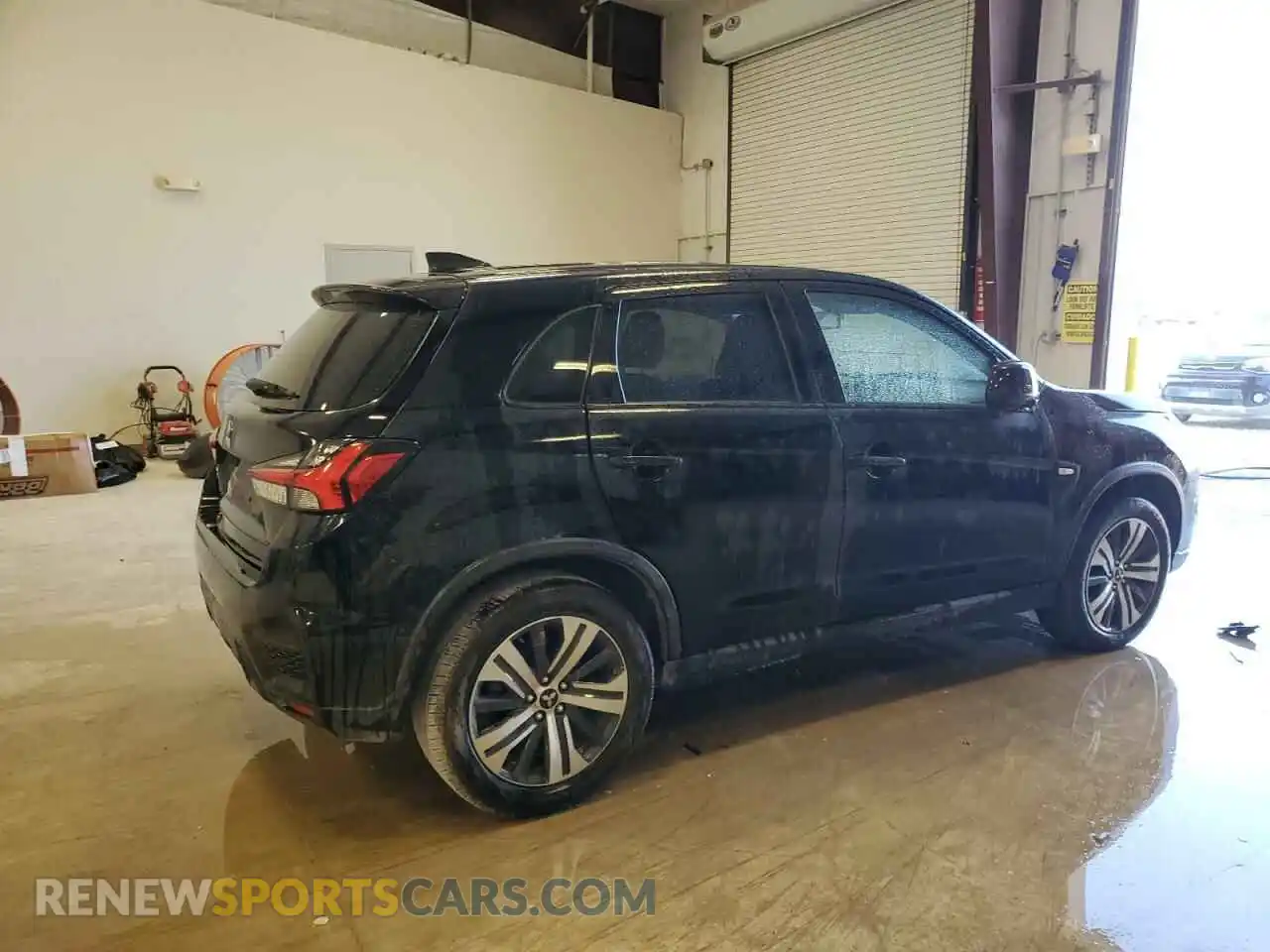 3 Photograph of a damaged car JA4APUAU4MU014582 MITSUBISHI OUTLANDER 2021