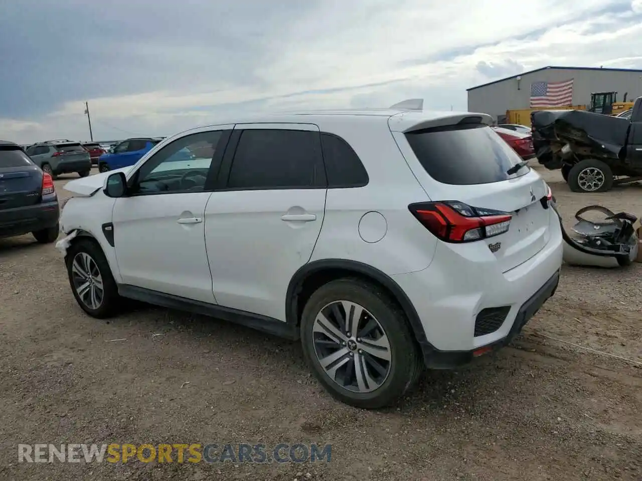 2 Photograph of a damaged car JA4APUAU5MU014560 MITSUBISHI OUTLANDER 2021