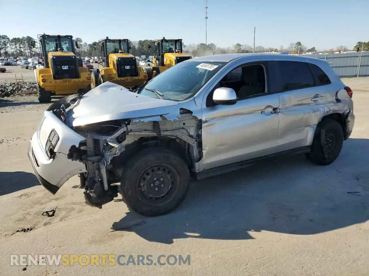 1 Photograph of a damaged car JA4APUAU5MU021038 MITSUBISHI OUTLANDER 2021