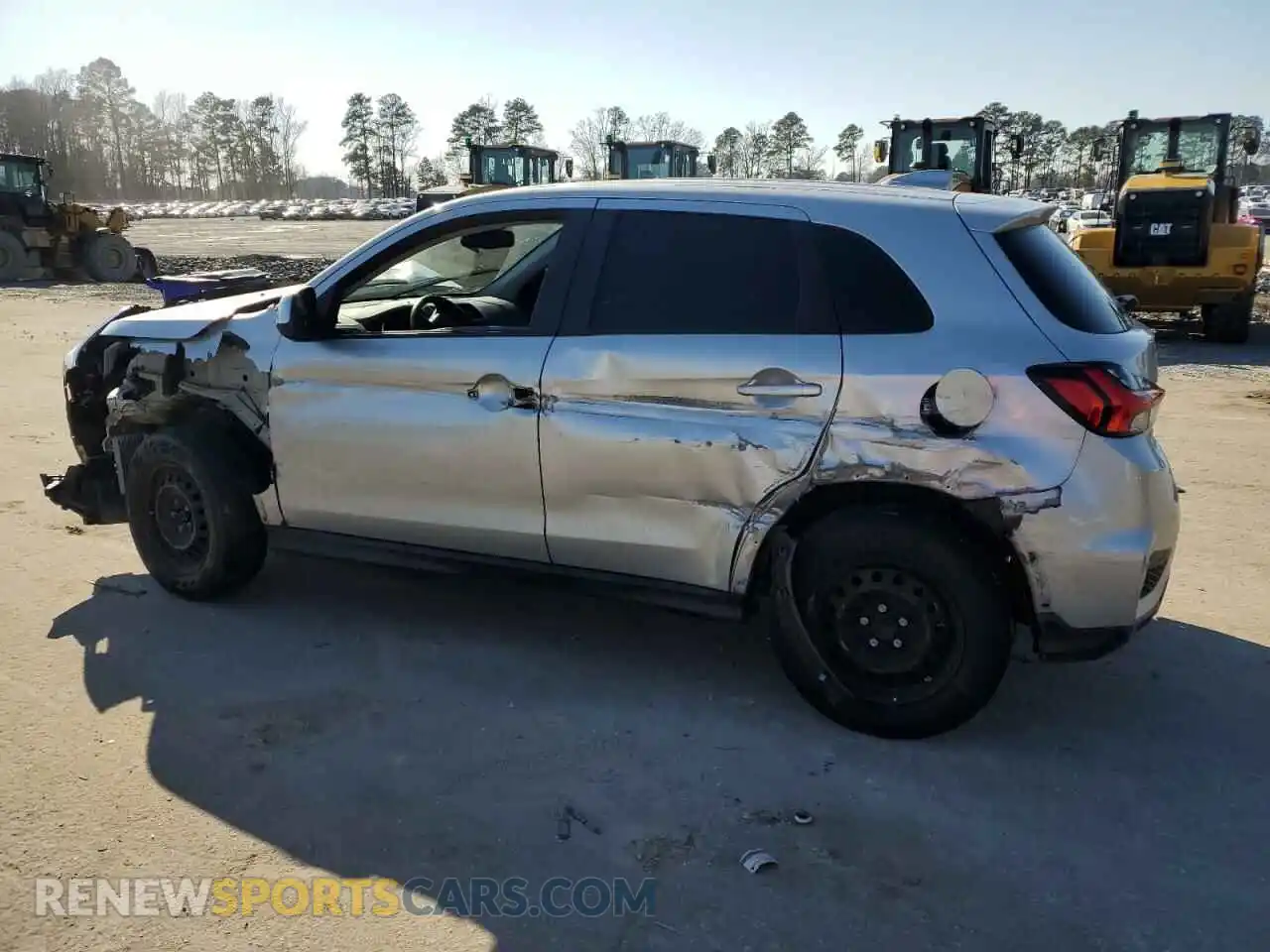 2 Photograph of a damaged car JA4APUAU5MU021038 MITSUBISHI OUTLANDER 2021