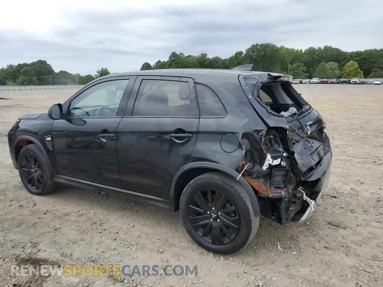 2 Photograph of a damaged car JA4APUAU8MU030221 MITSUBISHI OUTLANDER 2021