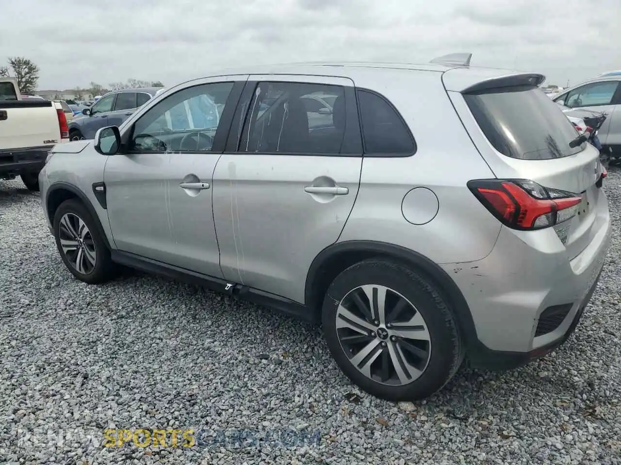 2 Photograph of a damaged car JA4APUAU9MU001519 MITSUBISHI OUTLANDER 2021