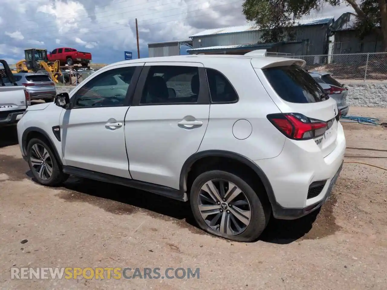 2 Photograph of a damaged car JA4APUAU9MU002525 MITSUBISHI OUTLANDER 2021
