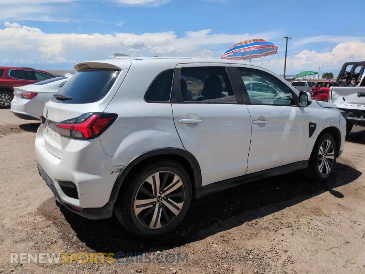 3 Photograph of a damaged car JA4APUAU9MU002525 MITSUBISHI OUTLANDER 2021