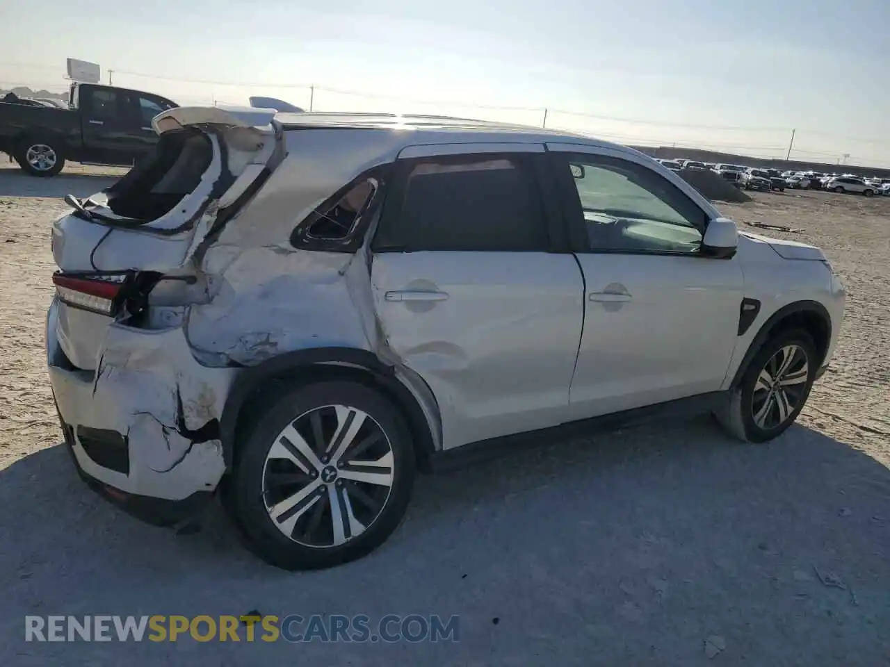 3 Photograph of a damaged car JA4APUAUXMU029409 MITSUBISHI OUTLANDER 2021