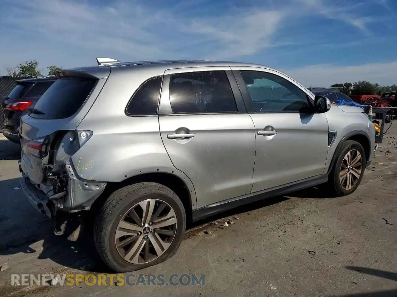 3 fotografías del automóvil dañado JA4APVAU0MU011183 MITSUBISHI OUTLANDER 2021